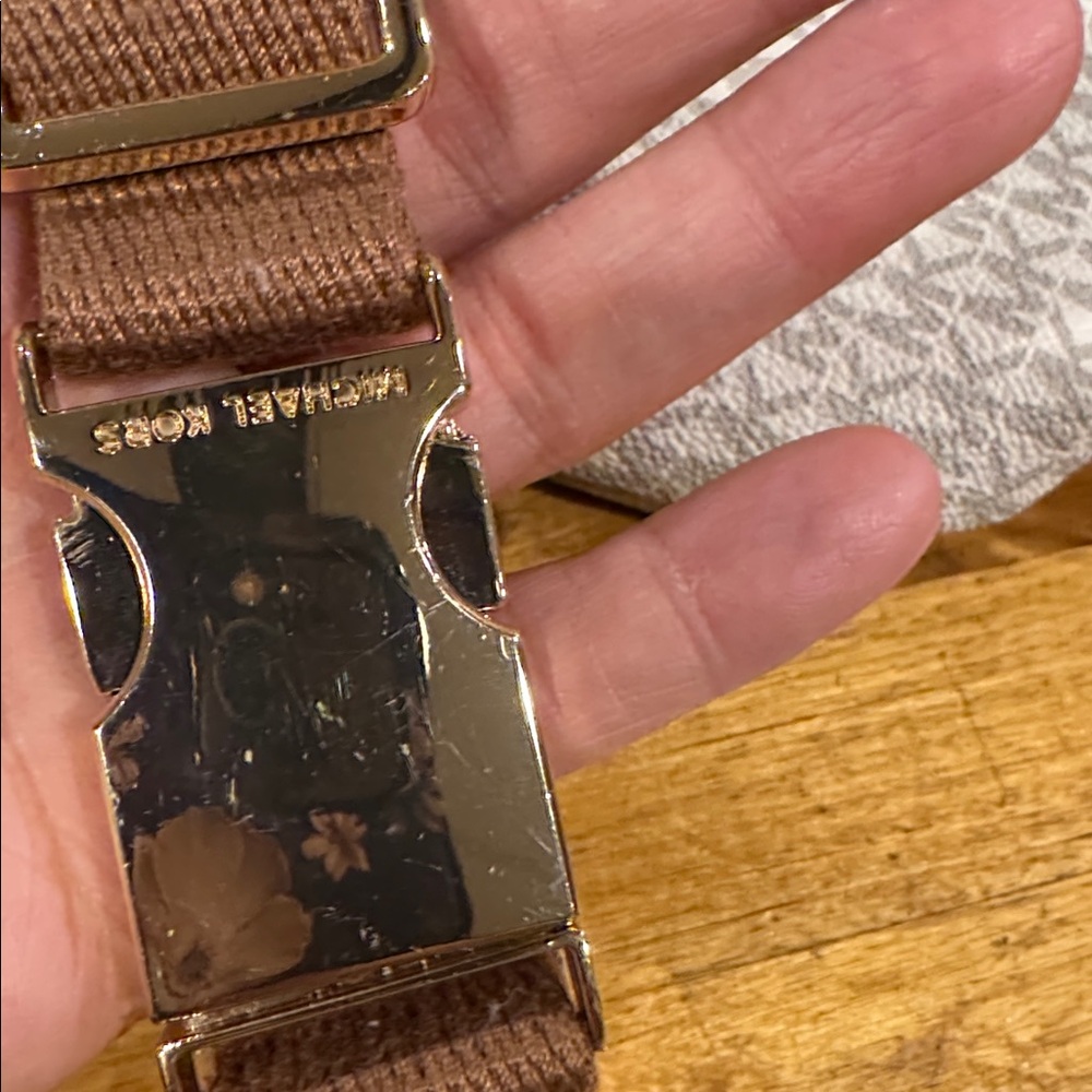 Michael Kors Tan and Cream Belt Bag - Picture 6 of 8